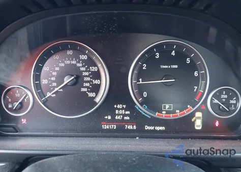 2012 BMW 528I xDrive из США, поврежденный, VIN WBAXH5C54CDW08304